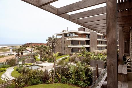 Complejo Selenza Punta del Este / Gómez Platero Arquitectos Complejo Selenza Punta del Este / Gómez Platero Arquitectos