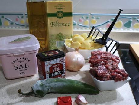 Ingredientes necesarios para hacer la receta de carne guisada con Mycook