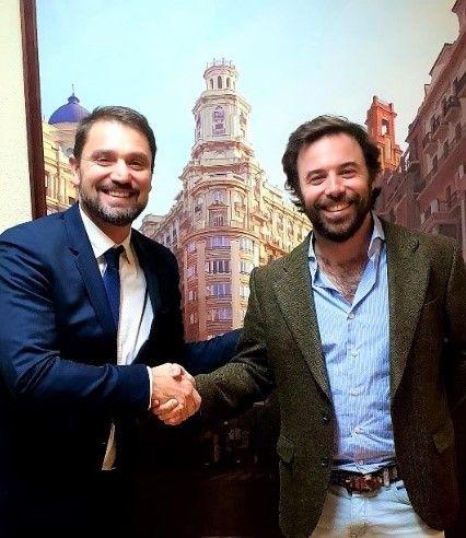 Acuerdo estratégico entre Jiménez Astorga Abogados y Grupo Remove para la defensa de la reputación online Acuerdo estratégico entre Jiménez Astorga Abogados y Grupo Remove para la defensa de la reputación online