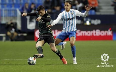 Un mal despeje le da un gol al Málaga que la Ponferradina no fue capaz de remontar