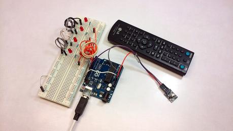 Control Infrarojo de 4 Leds - Receptor Infrarojo KY-022 Control Infrarojo de 4 Leds - Receptor Infrarojo KY-022