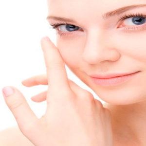 ¿Sabes cómo se quitan las antiestéticas venas de la cara con láser?