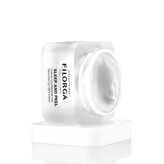 El serum de ácido hialurónico que usa Scarlett Johansson y ha revolucionado las redes. El serum de ácido hialurónico que usa Scarlett Johansson y ha revolucionado las redes.