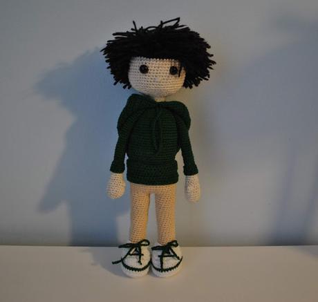 CHICO CON CAPUCHA DE GANCHILLO CHICO CON CAPUCHA DE GANCHILLO