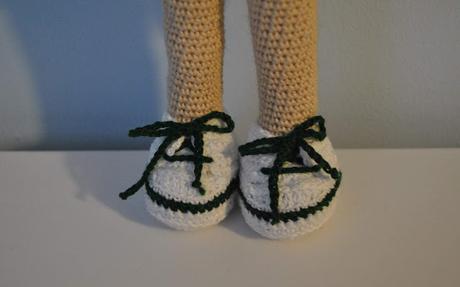 CHICO CON CAPUCHA DE GANCHILLO CHICO CON CAPUCHA DE GANCHILLO