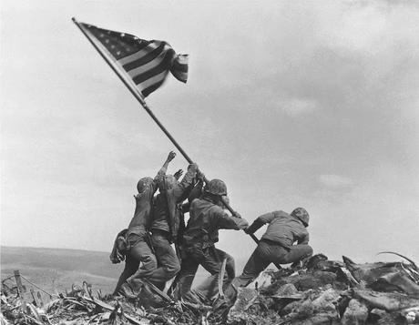 II GUERRA MUNDIAL. CARRERA A TOKIO (III): IWO JIMA