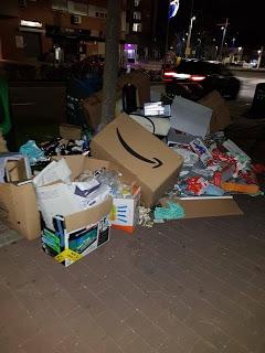 NAVIDADES OSCURAS, IBI ESTANCADO, ATASCOS, COMERCIANTES CABREADOS Y DENUNCIAS VARIAS.