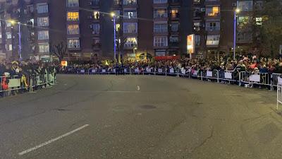 NAVIDADES OSCURAS, IBI ESTANCADO, ATASCOS, COMERCIANTES CABREADOS Y DENUNCIAS VARIAS.