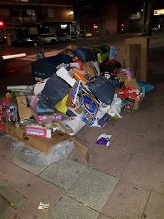 NAVIDADES OSCURAS, IBI ESTANCADO, ATASCOS, COMERCIANTES CABREADOS Y DENUNCIAS VARIAS.