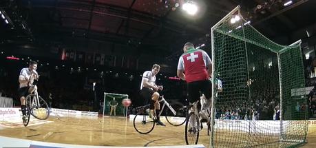 Si amas la bicicleta y el fútbol ¡Te encantará el ciclobol!