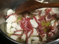 SOPA DE AJO CON POLLO Y JAMÓN SOPA DE AJO CON POLLO Y JAMÓN