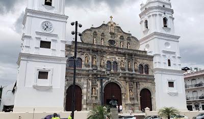 18 horas en Panamá