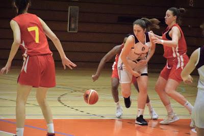 Galería de clics del Segle XXI-Bàsquet Femení Sant Adrià (Liga Femenina 2)