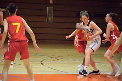 Galería de clics del Segle XXI-Bàsquet Femení Sant Adrià (Liga Femenina 2)