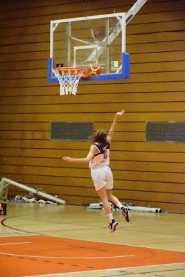 Galería de clics del Segle XXI-Bàsquet Femení Sant Adrià (Liga Femenina 2)