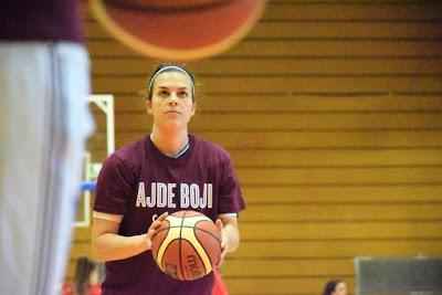 Galería de clics del Segle XXI-Bàsquet Femení Sant Adrià (Liga Femenina 2)