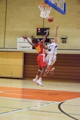 Galería de clics del Segle XXI-Bàsquet Femení Sant Adrià (Liga Femenina 2)