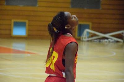 Galería de clics del Segle XXI-Bàsquet Femení Sant Adrià (Liga Femenina 2)