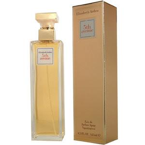 5th AVENUE DE ELIZABETH ARDEN: UN PERFUME BUENO, BONITO Y BARATO