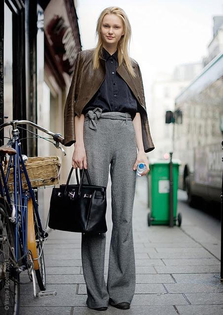 SEASONAL TREND; EL PANTALON DE PUNTO.-