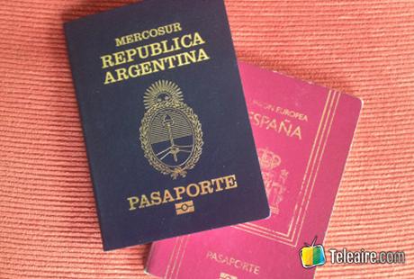 pasaportes argentino y español