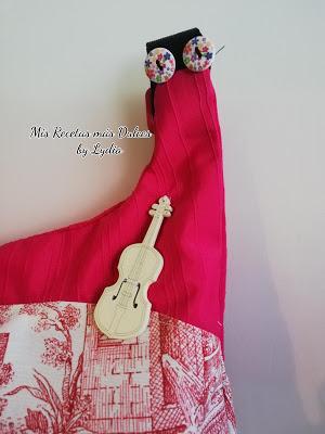 MOCHILAS DE TELA Y DELANTALES