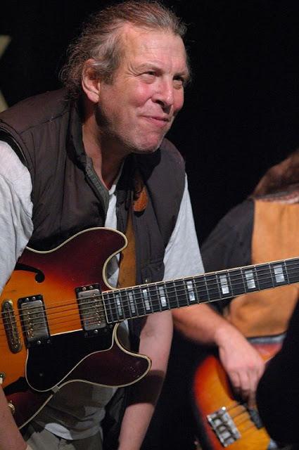 Efemérides del Rock y Heavy Metal: Que pasó un 22 de Enero