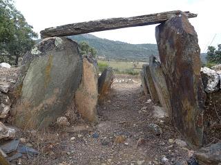 Imagen del mes: Dólmenes de Lagunita, en Santiago de Alcántara