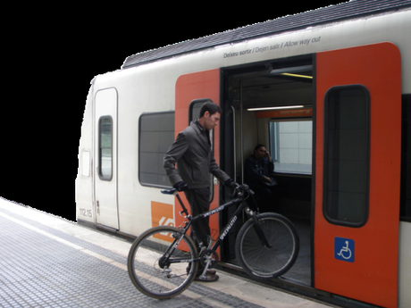 Adif y la Red de Ciudades por la Bicicleta se alían para impulsar la intermodalidad bici+tren