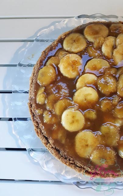 PASTEL DE QUESO Y PLATANOS AL ESTILO FOSTER