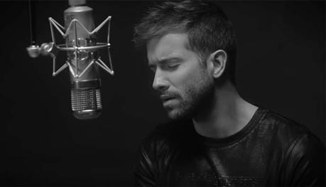 Pablo Alborán interpreta el single ‘Tabú’ a piano para THE EYE Pablo Alborán al piano