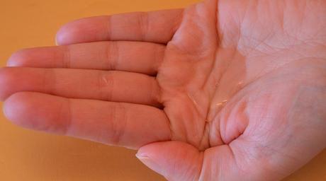 Rituales corporales relajantes de invierno con BIOTHERM y DERMACOL