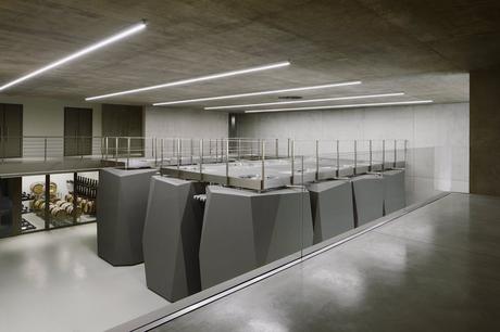 Masseto winery: el mejor Merlot italiano estrena su propio templo excavado en suelo toscano D39ktoTWsAYvcO4