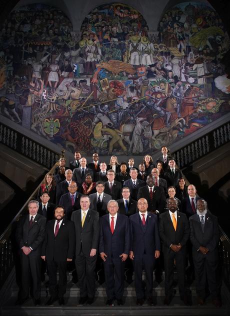 México en la CELAC- regreso a los origenes?