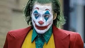 Joker-La construcción de un psicópata que se merece el Óscar.