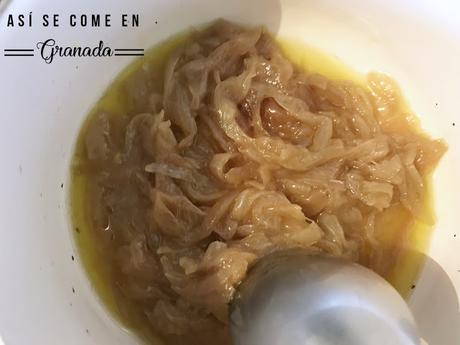 Croquetas de queso de cabra con cebolla caramelizada Croquetas de queso de cabra con cebolla caramelizada