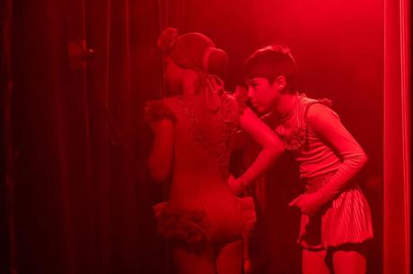 Detrás de las cortinas…