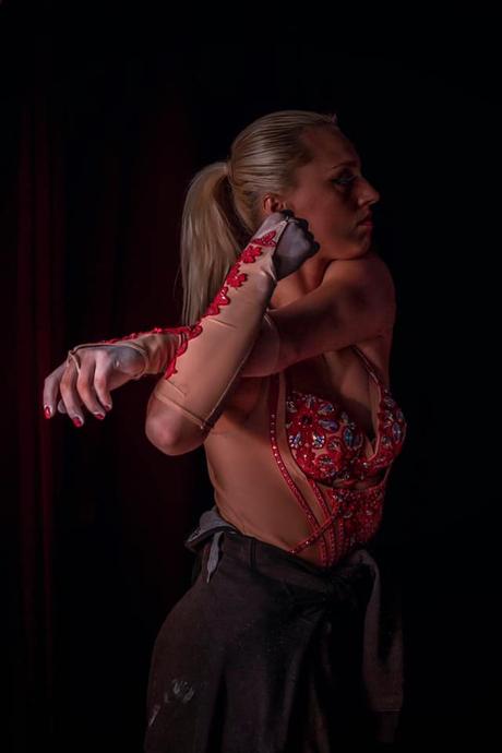 Detrás de las cortinas…