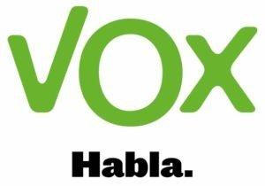 A la izquierda, «la camisa no le llega al cuerpo» A la izquierda, «la camisa no le llega al cuerpo»