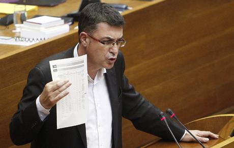 Los diputados deberían cobrar paro Los diputados deberían cobrar paro