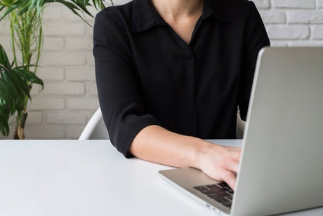 Cómo solicitar un préstamo online y disponer de dinero en minutos