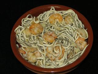 GAMBAS Y GULAS AL AJILLO