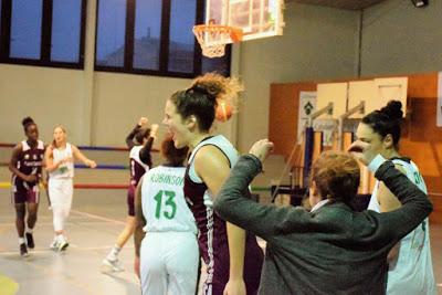 Galería de clics del Bàsquet Femení Sant Adrià-Unicaja (Liga Femenina 2)