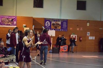 Galería de clics del Bàsquet Femení Sant Adrià-Unicaja (Liga Femenina 2)