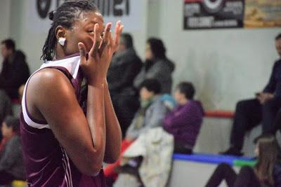 Galería de clics del Bàsquet Femení Sant Adrià-Unicaja (Liga Femenina 2)