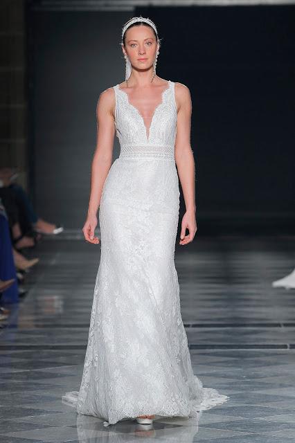 El Art Déco inspira la colección de novias 2020 de Rosa Clará que se ha presentado en la Valmont Barcelona Bridal Fashion Week