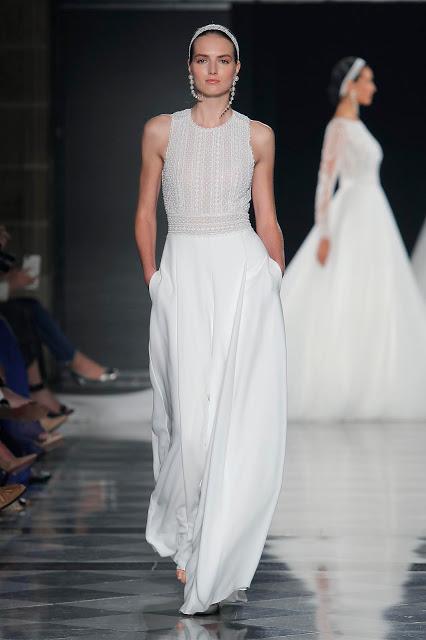 El Art Déco inspira la colección de novias 2020 de Rosa Clará que se ha presentado en la Valmont Barcelona Bridal Fashion Week