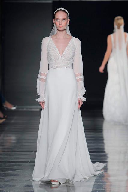 El Art Déco inspira la colección de novias 2020 de Rosa Clará que se ha presentado en la Valmont Barcelona Bridal Fashion Week