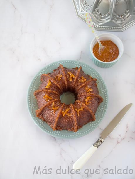 Bundt Cake de naranja con almíbar de naranja. Tierno y Súper jugoso. Bundt Cake de naranja con almíbar de naranja. Tierno y Súper jugoso.