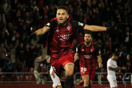 Crónica Mirandés 3 - Sevilla FC 1